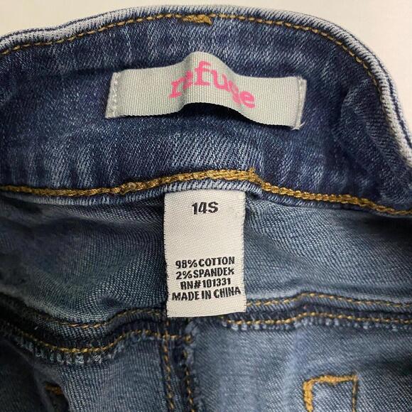 Refuge Straight leg Women's size 14P Dark Wash Blue Denim Jeans - Picture 4 of 4